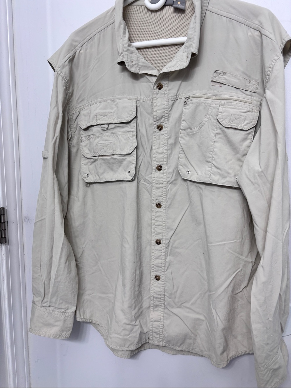 Quest Medium Vented Long Sleeve Men's Lightweight Fishing Shirt Beige 44 x 29